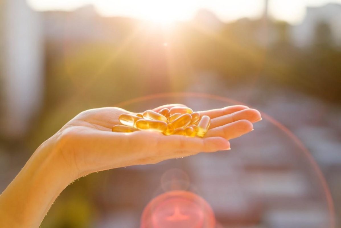 Possible side effects and precautions of high dose Vitamin C tablets, highlighting safe dosage and health awareness.